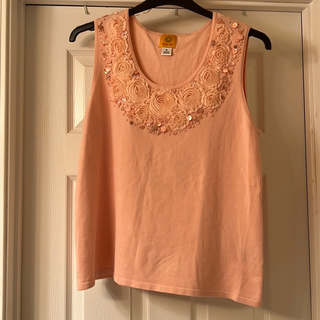 Ruby Rd. Peach Top